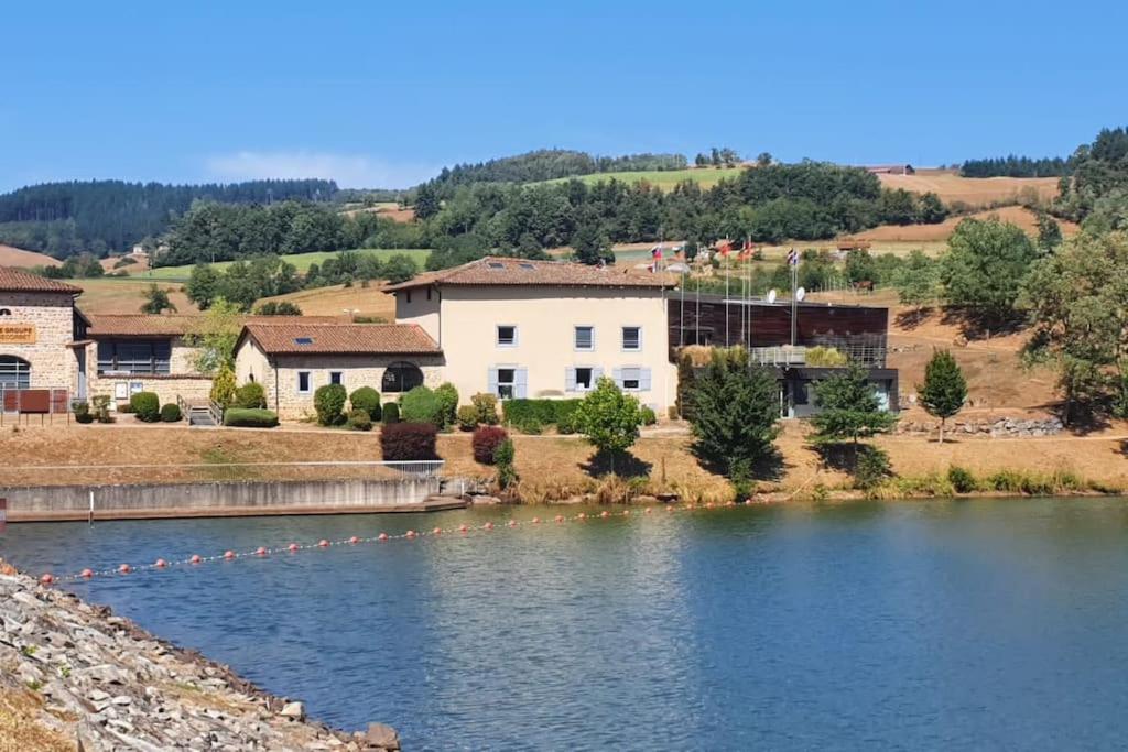 Joli Gite Rural Dans Un Havre De Paix Saint-Bonnet-le-Troncy Exterior photo